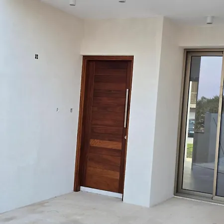 Elia Serenity House Anarita