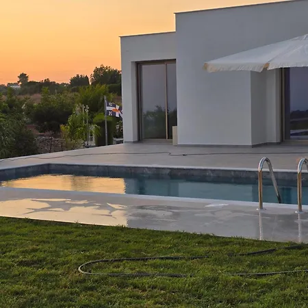 Elia Serenity House Anarita