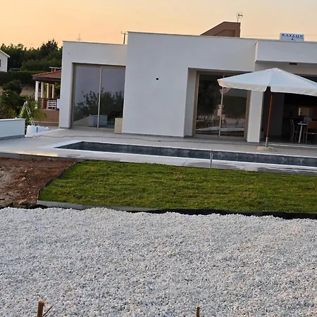 Elia Serenity House Villa